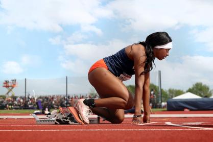 Marlee Morgan at the start position on the track